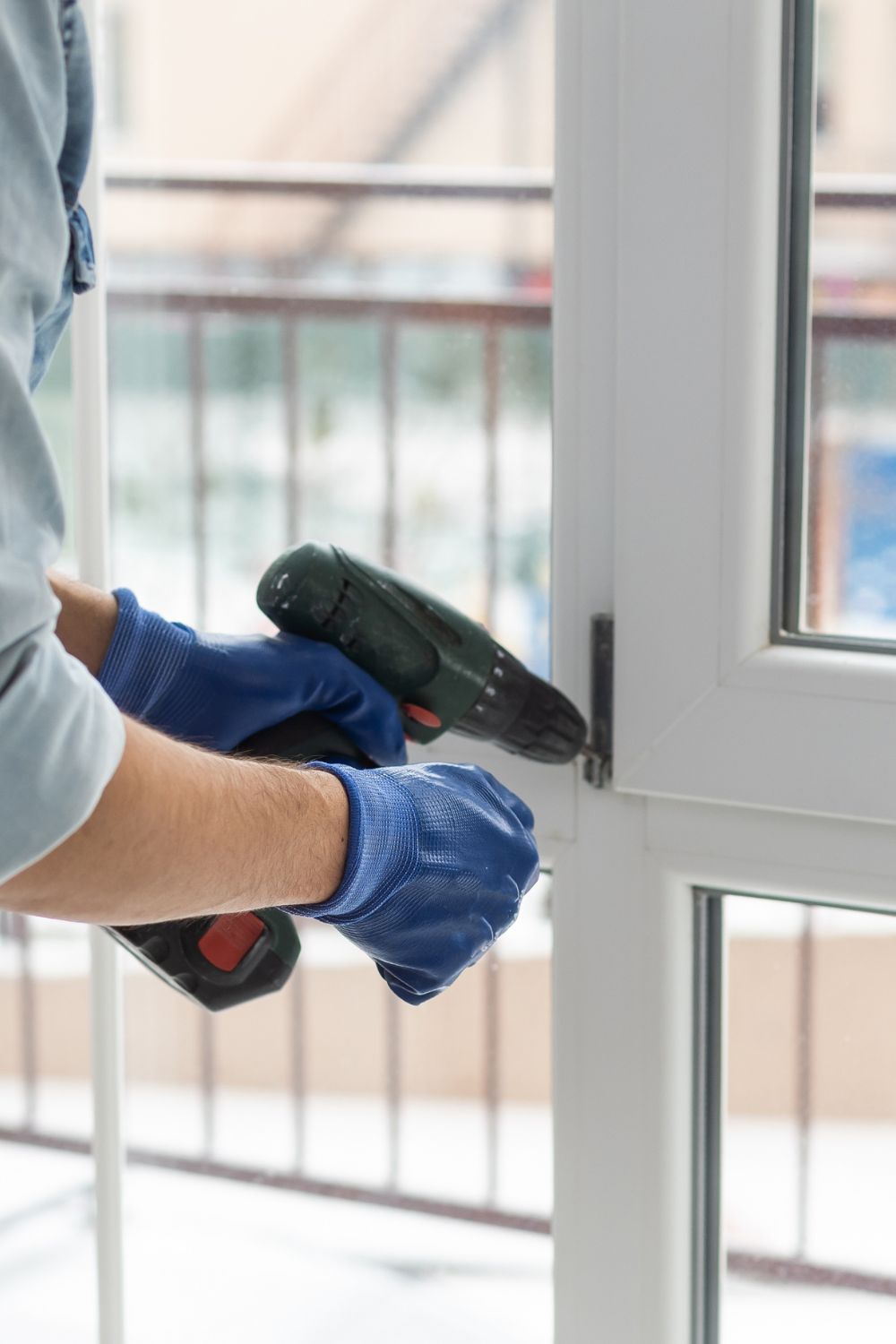 Réparation Fenêtre Douai - Nous réparons tout type de fenêtres à Douai, en bois, en acier, en aluminium et fenêtre en PVC